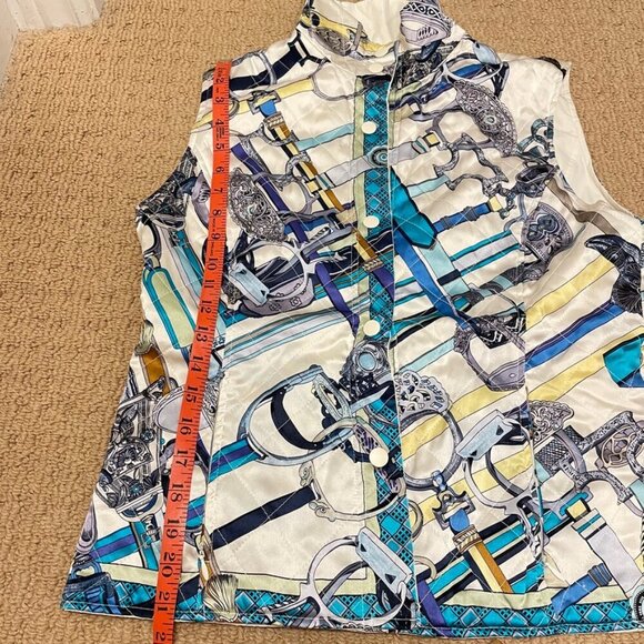 Vintage Reversible Quilted Button-Up Vest White & Blue Pattern - Picture 12 of 13